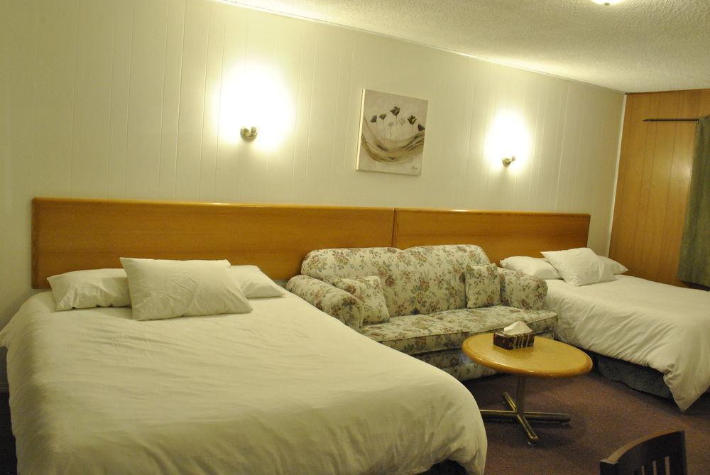 Neepawa Motel Luaran gambar